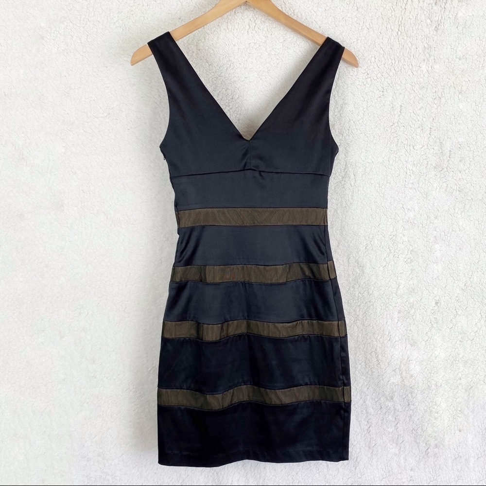 B Darlin Sleeveless Black Dress W/ Mesh Panels 5/6 - Picture 4 of 7